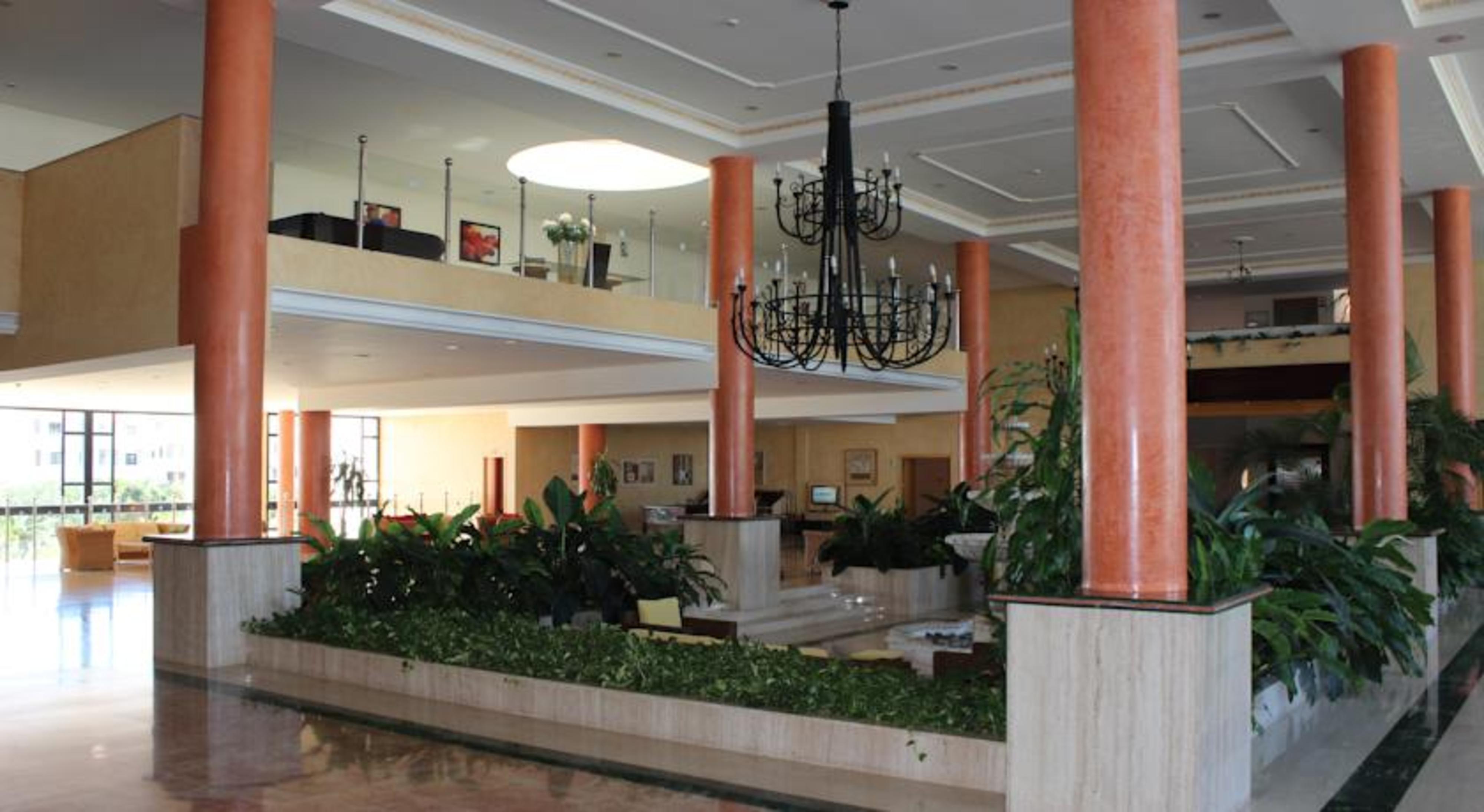 Grand Muthu Golf Plaza Hotel & Spa ซานมิเกลเดียโบนา ภายนอก รูปภาพ